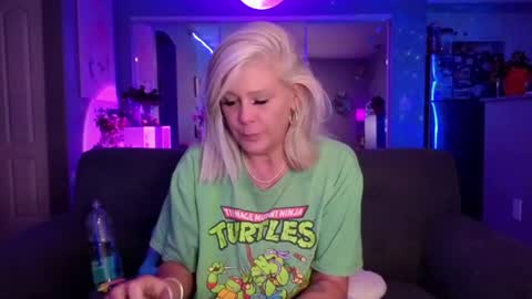 Snapshot of lexi_shocker chatting on July 12, 5:20 am Lexi online show from July 12, 5:20 am