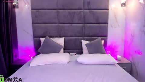 Snapshot of lexi_split chatting on November 26, 2:01 am Lexi GTM2 MonWedThurSatSun 1000am-400pm online show from November 26, 2:01 am