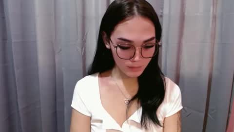 lexibabe_ online show from May 24, 5:12 am