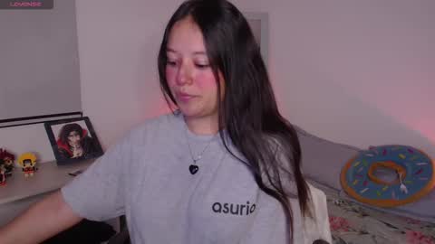 Snapshot of lexie_babe chatting on October 12, 11:59 pm Lexie Thompson 8pm 0000am -5 online show from October 12, 11:59 pm