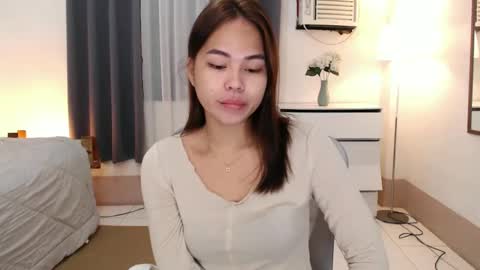 Snapshot of lexie_whore chatting on March 4, 10:35 am Megan online show from March 4, 10:35 am
