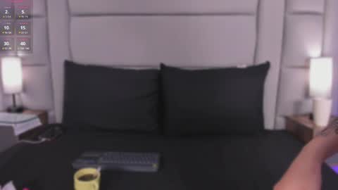 Snapshot of lexiee__ chatting on May 9, 11:37 am lexiee__ online show from May 9, 11:37 am