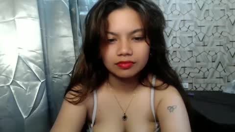 Snapshot of lexielar chatting on January 1, 5:54 am LEXIE online show from January 1, 5:54 am