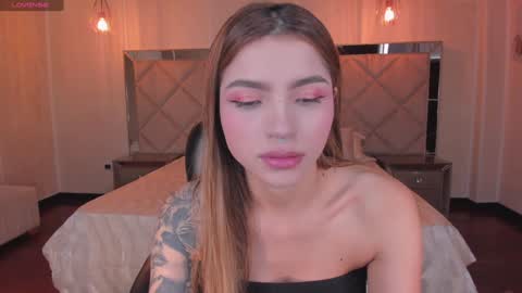 Lexie  online show from December 27, 7:35 pm