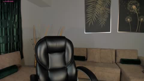 Lexie  online show from January 4, 12:16 pm