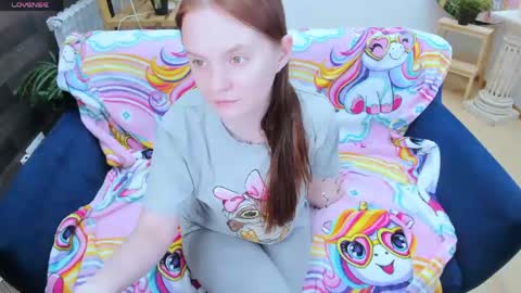 Lexi online show from June 2, 6:37 am
