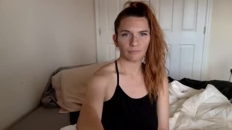 Snapshot of lexiial0 chatting on December 18, 8:14 pm Alexia L. online show from December 18, 8:14 pm