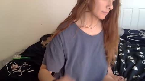 Snapshot of lexiial0 chatting on February 1, 5:16 pm Alexia L. online show from February 1, 5:16 pm