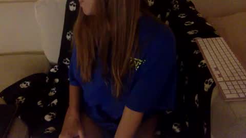 Snapshot of lexiial0 chatting on October 16, 3:40 am Alexia L. online show from October 16, 3:40 am