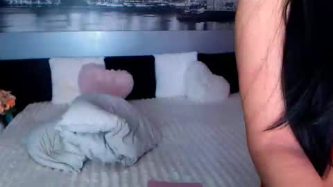 Amalia online show from March 14, 3:06 pm