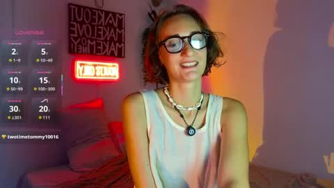 Snapshot of lexislexxx chatting on July 11, 4:53 pm Lex online show from July 11, 4:53 pm
