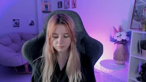 Lexi Wenford NO NUDE GODDESS online show from December 16, 2:47 am