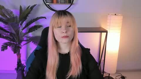 Lexi Wenford NO NUDE GODDESS online show from February 24, 5:54 am