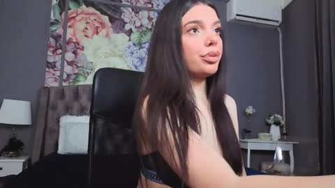 Lexi online show from April 3, 3:48 am