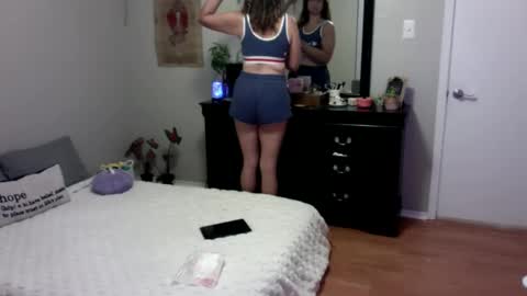 lexwyoex online show from October 16, 12:17 pm