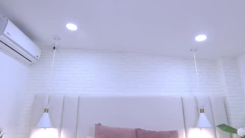 Snapshot of lexxi_gb chatting on November 19, 3:50 am lexxi_gb online show from November 19, 3:50 am