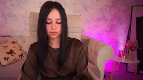 Lexi online show from May 16, 6:21 am
