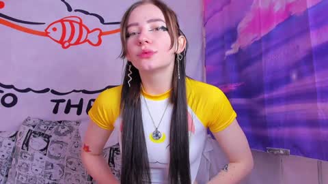 Snapshot of lexy_l0vy chatting on December 17, 8:45 am LexxxY online show from December 17, 8:45 am