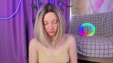 Snapshot of lexy_l0vy chatting on September 12, 6:46 am LexxxY online show from September 12, 6:46 am