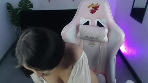 Snapshot of lexy_storm_18 chatting on December 4, 8:17 pm lexy_storm_18 online show from December 4, 8:17 pm