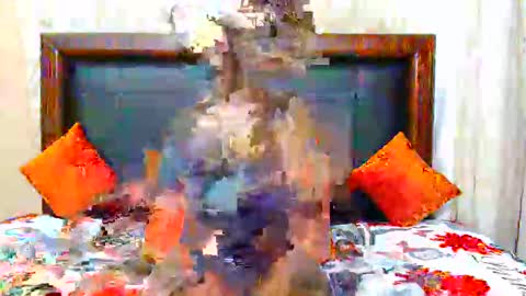 Snapshot of lexybooty09 chatting on February 12, 7:13 pm Silindile Caroline Madlala online show from February 12, 7:13 pm