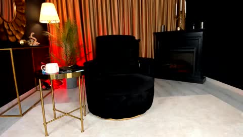 Snapshot of lexysinner chatting on February 13, 3:41 pm lexysinner online show from February 13, 3:41 pm