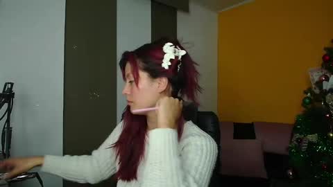 Leydy  online show from December 16, 2:27 am