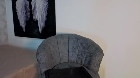 Leyla online show from April 14, 12:33 pm