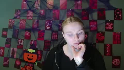 Leyla online show from October 17, 7:11 am