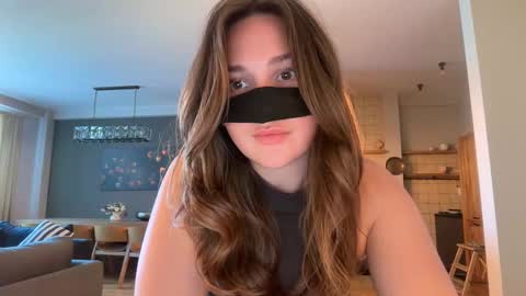 Leyla online show from September 21, 10:06 am