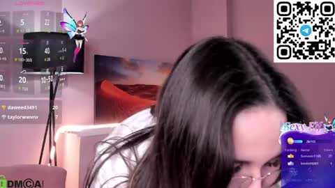 leylamirage online show from April 18, 7:07 pm