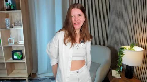 Snapshot of leylamora chatting on March 2, 7:09 am Sofia online show from March 2, 7:09 am