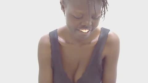 Snapshot of leylani69 chatting on July 14, 6:51 am laylani69 online show from July 14, 6:51 am