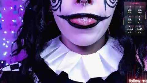 LEA online show from February 7, 2:43 pm