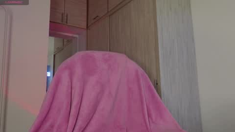 Jessica online show from September 29, 6:35 pm