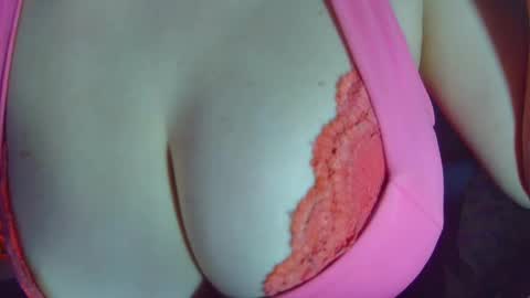 Snapshot of leysun7777 chatting on November 17, 2:17 am Leysun7 online show from November 17, 2:17 am