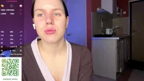 Adeline Di or just cute girl3 online show from February 3, 7:08 pm