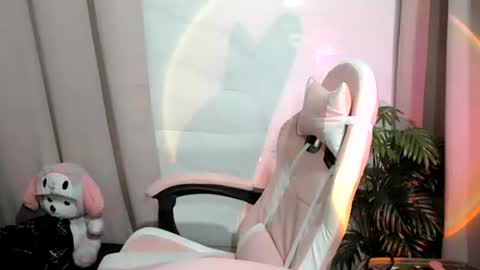 Snapshot of lhara_morena chatting on November 3, 11:37 pm lhara_morena online show from November 3, 11:37 pm