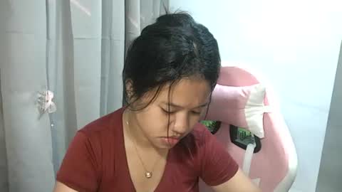 Snapshot of lhara_morena chatting on December 2, 12:49 am lhara_morena online show from December 2, 12:49 am