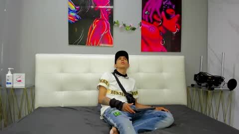 lia78couple online show from May 23, 9:30 pm