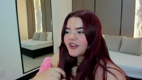 L I A online show from April 16, 5:08 am