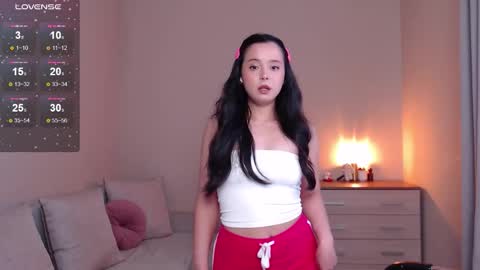 L I A online show from October 7, 1:08 pm