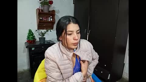 Snapshot of lia_hottie chatting on December 24, 8:55 am Lia online show from December 24, 8:55 am