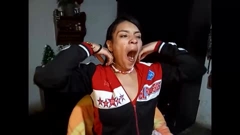 Snapshot of lia_hottie chatting on December 27, 11:06 am Lia online show from December 27, 11:06 am