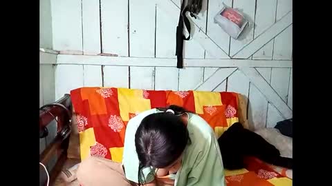 Snapshot of lia_hottie chatting on January 13, 5:33 pm Lia online show from January 13, 5:33 pm