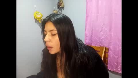 Snapshot of lia_hottie chatting on January 18, 10:17 am Lia online show from January 18, 10:17 am