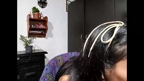 Snapshot of lia_hottie chatting on February 10, 5:14 am Lia online show from February 10, 5:14 am