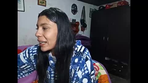 Snapshot of lia_hottie chatting on February 15, 11:39 am Lia online show from February 15, 11:39 am