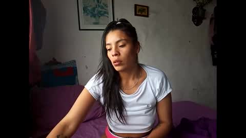 Snapshot of lia_hottie chatting on March 9, 12:31 pm Lia online show from March 9, 12:31 pm