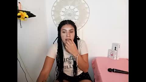 Lia online show from April 2, 7:33 pm